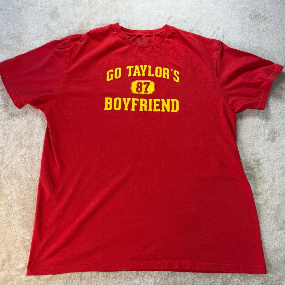 Go Taylor’s Boyfriend Travis Kelsey T Shirt Kanas city Chiefs‎ size Large
